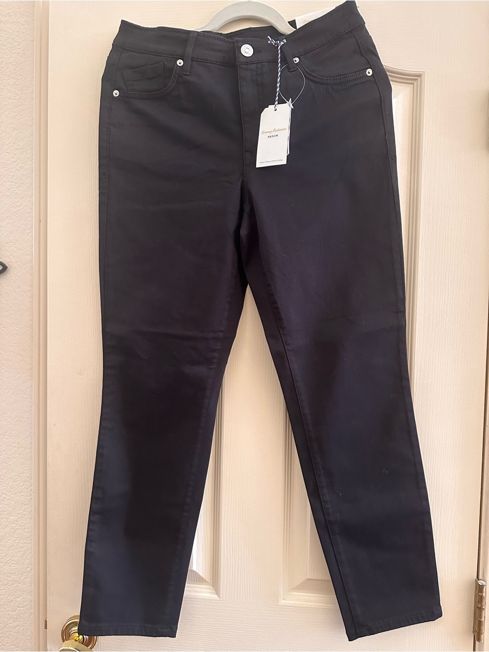 Tommy Bahama Boracay Beach High Rise Pocket Ankle Jeans. NWT